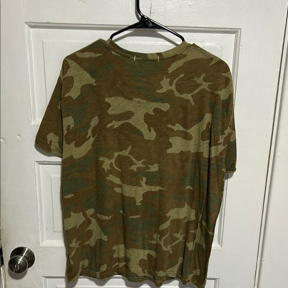 The Men's Store Green and Brown Camouflage Short Sleeve Tee - Picture 6 of 6